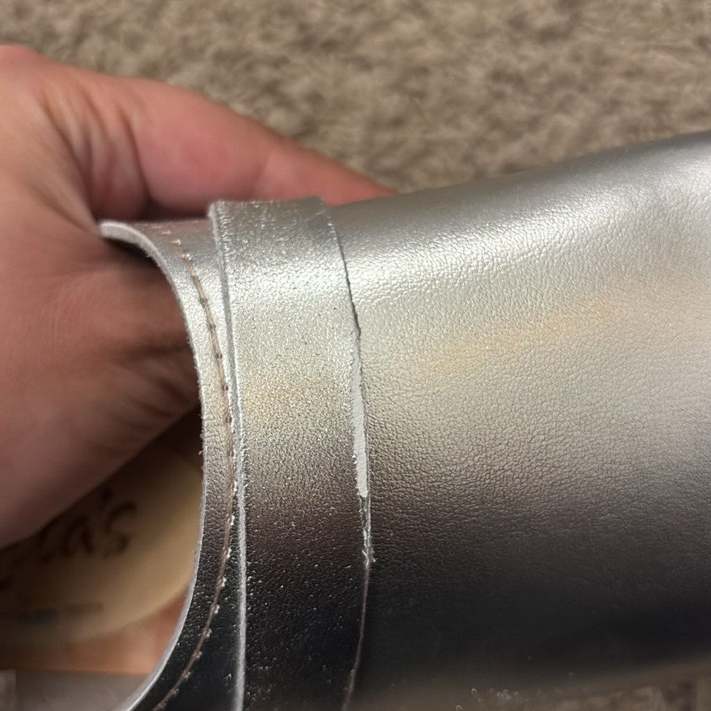 Clogs - Picture 4 of 4